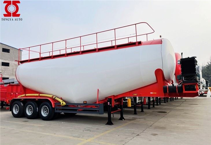 Prikolica za tanker za razsuti cement